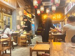 -旧街市鲜货老火锅(大光路店)