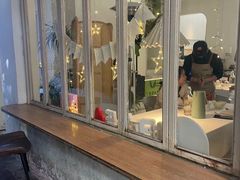 -春树下·树屋花房西餐厅(罍街AS1980店)