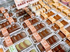 -好利来(上海虹桥新天地Lab主题店)