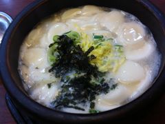 年糕汤-神仙雪浓汤(明洞店)