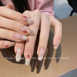 -花系美·美甲美睫精品店