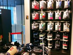 -H&M(鹏欣水游城店)