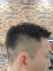 点击看大图 -首艺造型KM潮牌沙龙