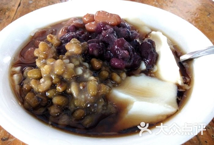 综合口味的甜豆花