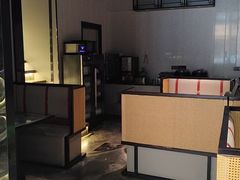 -铂尔登国际酒店(南山深圳湾口岸店)