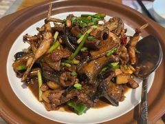 -黄泥岗·地道湖北菜(奥特莱斯店)