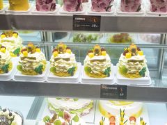 -罗森尼娜(德思勤店)
