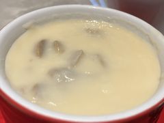 -必胜客(尹山湖歌林公园店)