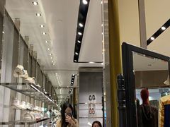 -Gucci(时代广场店)