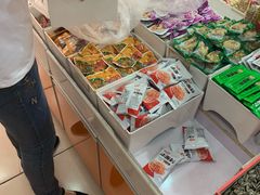 -胖东来生活广场(健康路店)
