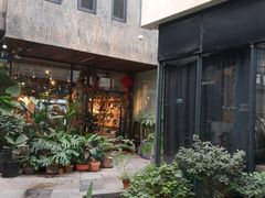 -泉乐坊步行街(烟酒特产平价超市店)