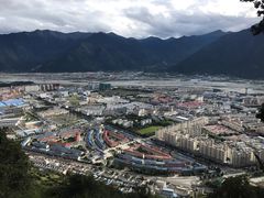 -比日神山