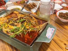 -冶建镜子·老南昌大排档·江西虾王(总店)