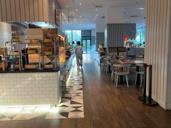 -昆山琶拉帝诗酒店·河畔咖啡厅Riverside Cafe