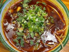 -拈签一笑黄牛肉辣卤串串