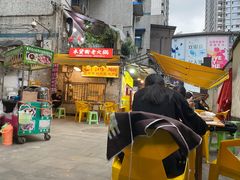 门面-鸿顺老铁锅美蛙鱼府(解放碑店)