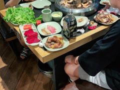 -韩盛炭火烤肉(万达广场店)