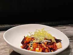 宫保鸡丁-金鸭季·臻品餐厅(欢乐海岸购物中心店)