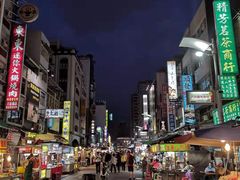 -六合夜市