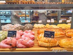 -焙丽拾光(麦凯乐直营店)