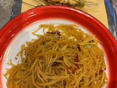 -破瓦寒窑·地摊烤羊排