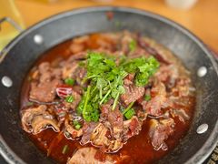 -大众跷脚牛肉馆·非遗传承单位(峨眉山店)