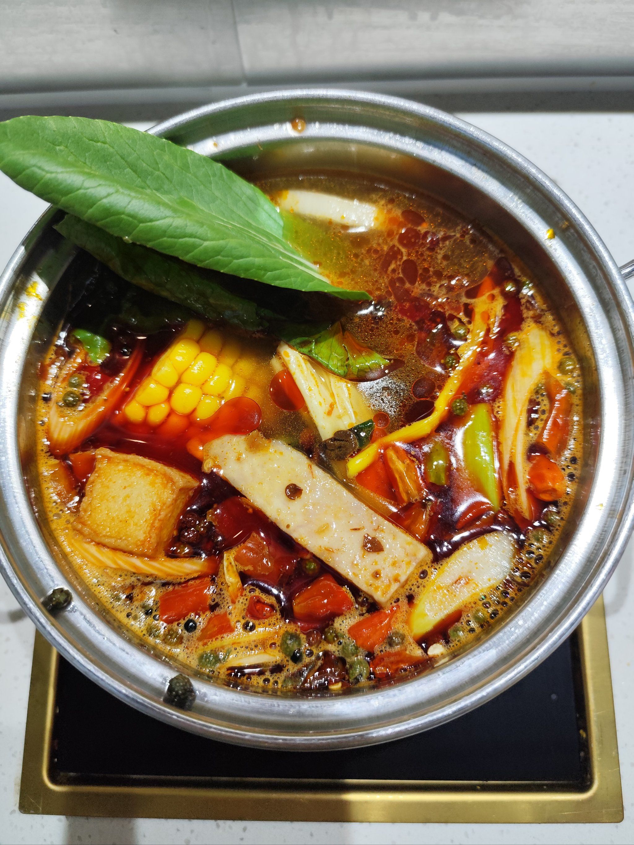一人食自助火锅,菜品丰富