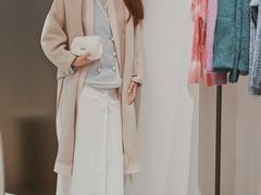 -URBAN REVIVO(高德置地广场·春广场店)