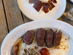 -MONICH牛排融合餐厅(和义大道购物中心店)