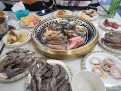 -布罗城堡自助烧烤(鸿通城购物中心店)