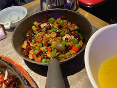 鹅卵石爆肥肠-老板恋上鱼(恒隆广场店)