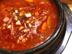 辣豆腐汤-喜来稀肉(北外滩白玉兰广场店)