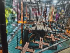 -嗨马乐动室内潮玩运动·团建·轰趴·桌游(南丰汇店)