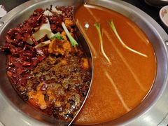 -沸炉重庆老火锅(军事博物馆店)