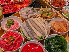 -周小明火锅(黑金冠社区店)