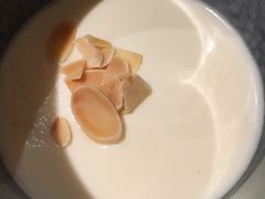 杏仁豆腐-山杏yama-katsu·吉列炸物