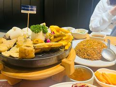-一朵菌·野生菌探索家火锅(南亚店)