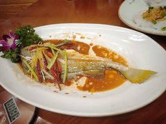 -青瓦餐厅·生鱼片·韩园烤肉(西塔店)