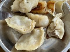 -黄阿姨锅贴大王(万航渡路店)