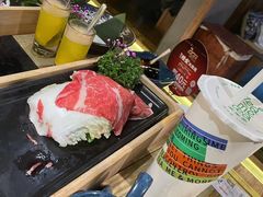 -湊湊火锅·茶憩(上海合生汇店)