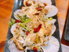 -老东镇啤酒屋海鲜加工·蒸汽海鲜·海鲜烧烤(台东店)