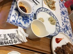 -东方饺子王(新奥购物中心店)