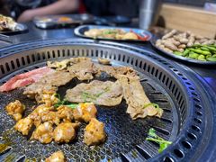 -马路牙子烧烤音乐酒馆(望京店)