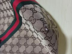 -爱革·洗衣改衣·洗鞋修鞋·洗包修包·奢侈品护理(宝地广场店)