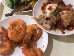 -碧中海汤泉汗蒸酒店