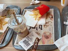 -麦当劳(普陀香溢花城店)