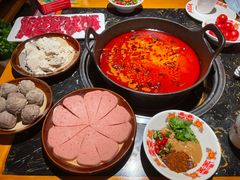 -憨孃孃·重庆老火锅(红山黑金店)
