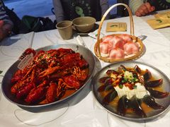 -巴厘龙虾·榜首油焖大虾(音乐学院·沿江酒馆店)