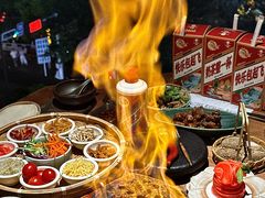 -包整·丝娃娃(一览甲秀楼风景店)