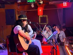 -夜火烤摊·东北烧烤酒场·老杨小黄鱼